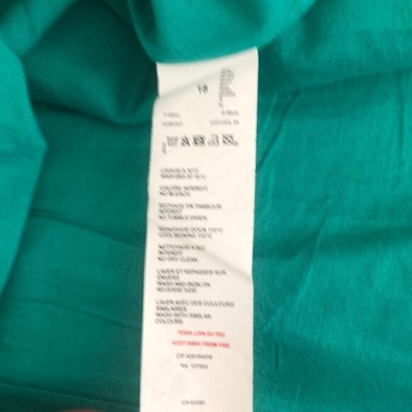 NWT Catimini Smocked Dress with Bows- 18M - Picture 9 of 9